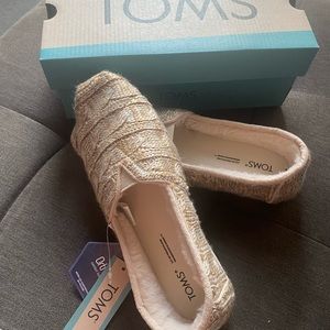 TOMs women